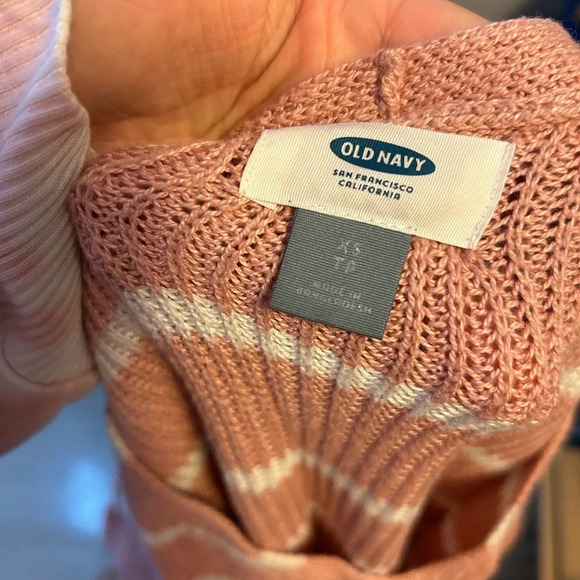 OLD NAVY VNECK STRIPED SWEATER - Picture 3 of 5